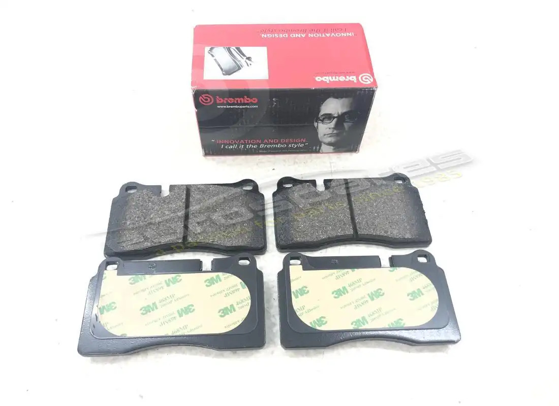 NOUVEAU Eurospares KIT DE PLAQUETTES AVANT AVEC SPRIN . NUMÉRO DE PIÈCE 70001057 (1)