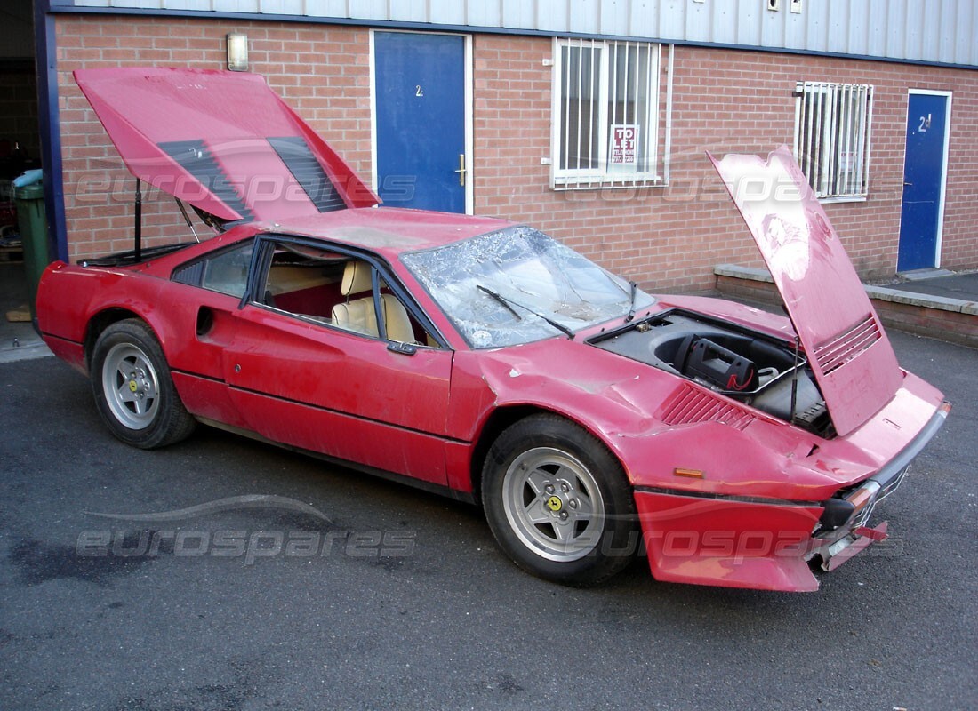 ferrari 308 quattrovalvole (1985) avec 29,151 miles, en préparation pour le démontage #3