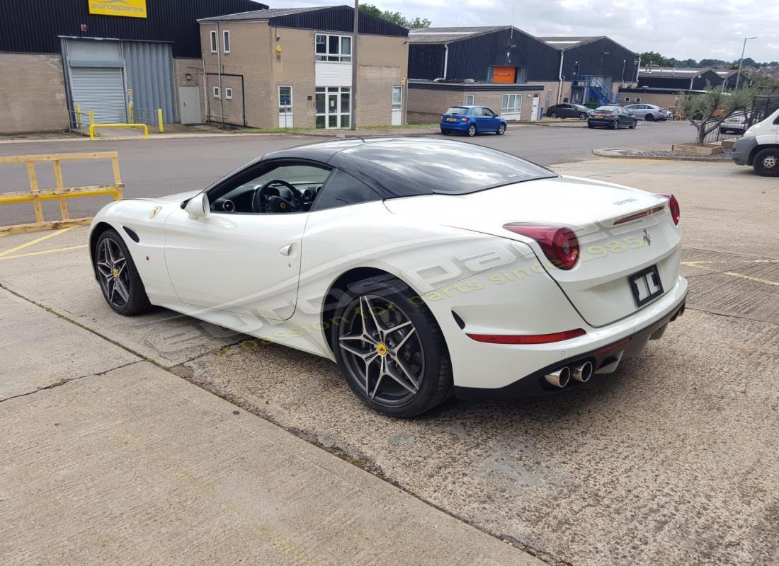 ferrari california t (europe) avec inconnu, en préparation pour le démontage #3