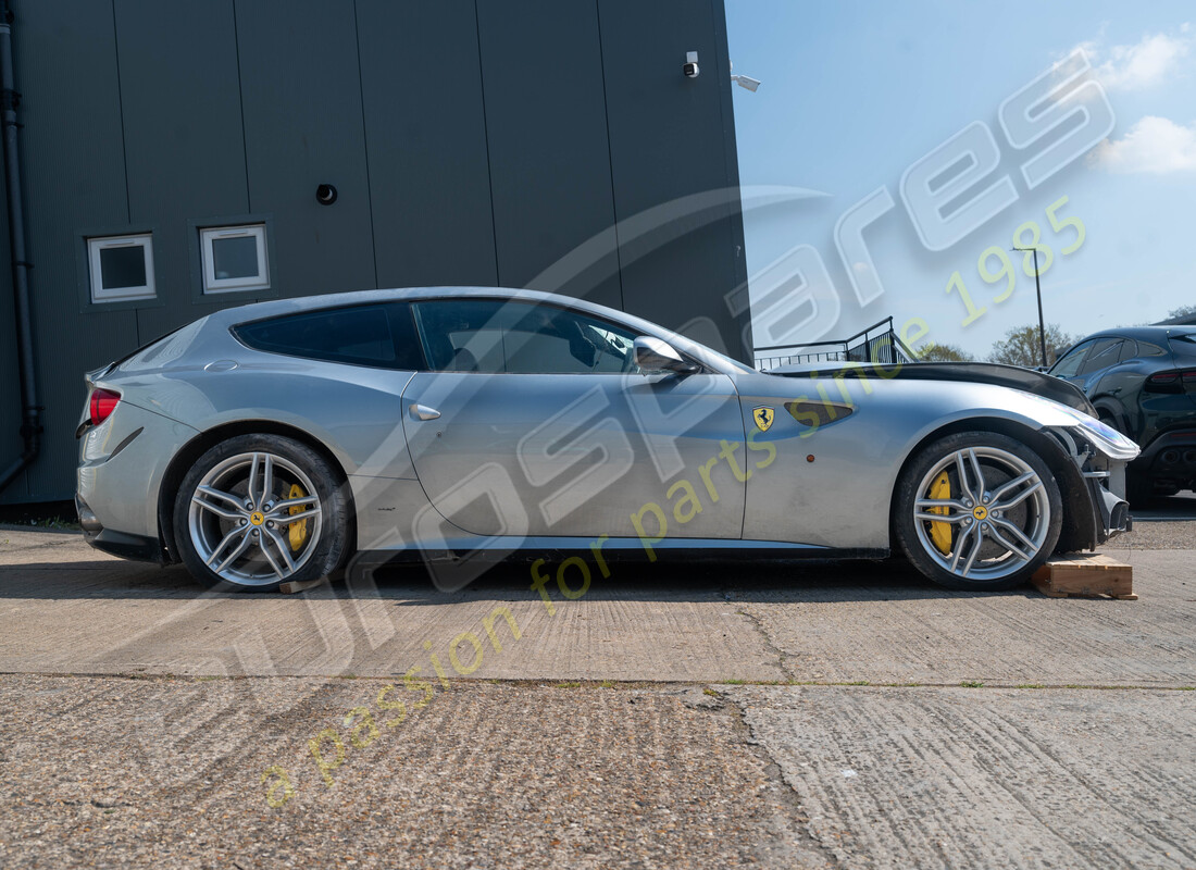 ferrari ff (rhd) avec 50305, en préparation pour le démontage #6