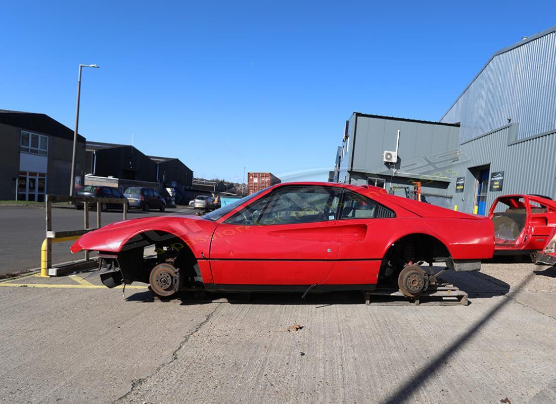 ferrari 328 (1988) avec n/a, en préparation pour le démontage #5