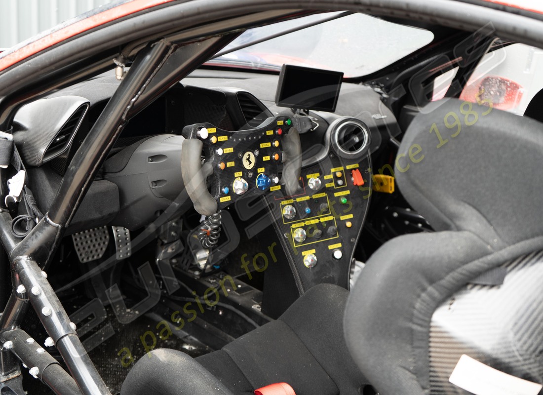 ferrari 488 challenge avec 3900km, en préparation pour le démontage #14