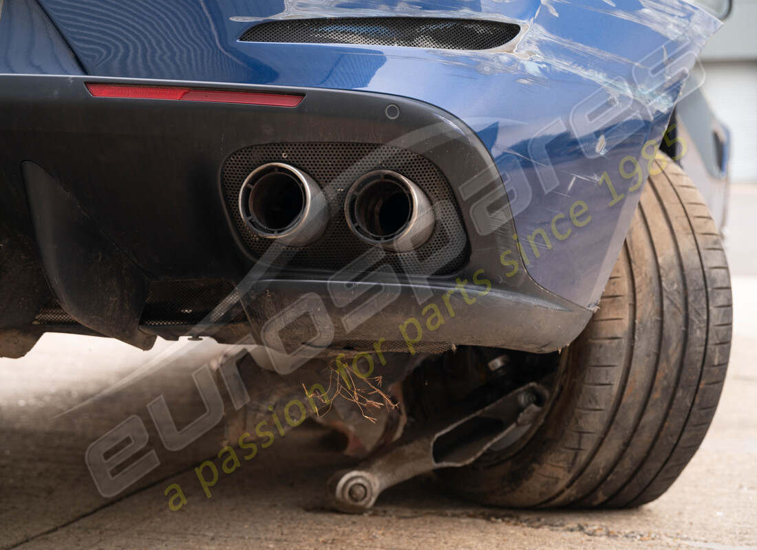 ferrari gtc4 lusso (rhd) avec tbc, en préparation pour le démontage #29