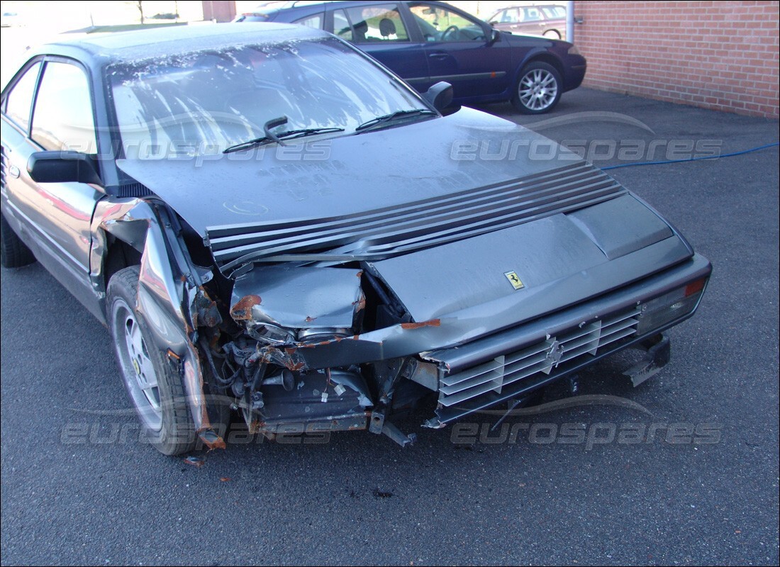 ferrari mondial 3.2 qv (1987) avec 74,889 miles, en préparation pour le démontage #10