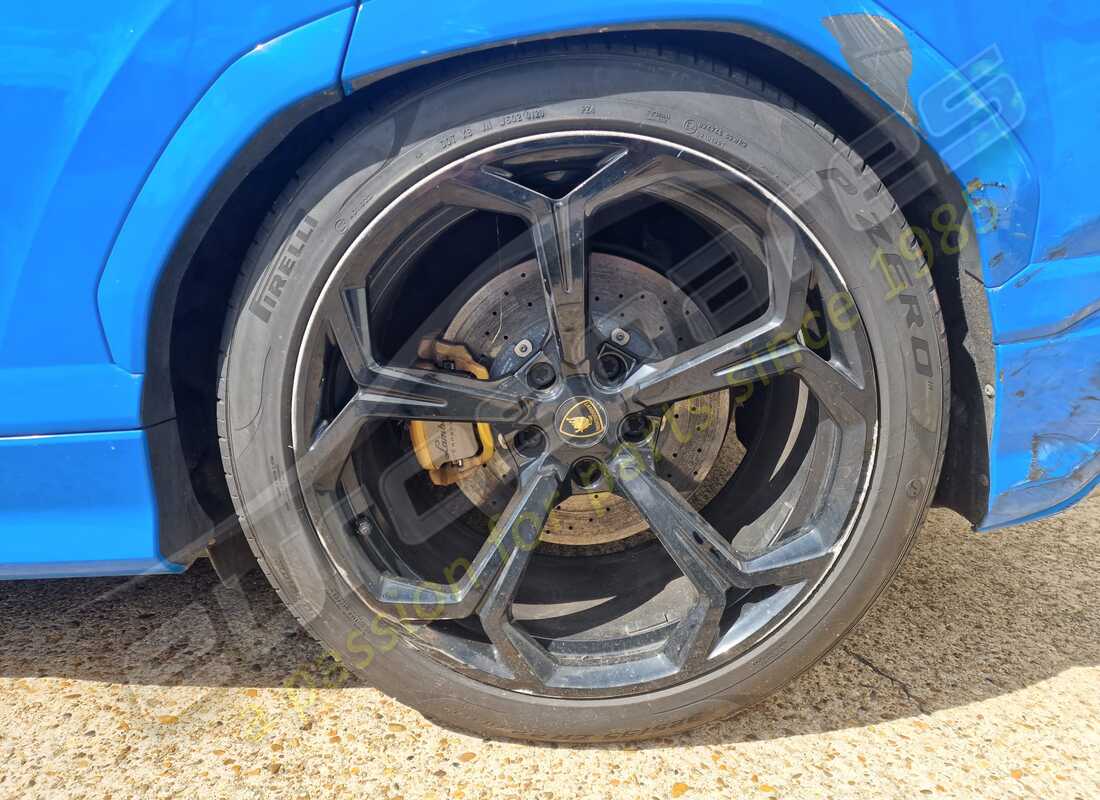 lamborghini urus (2020) avec 13,163 miles, en préparation pour le démontage #23