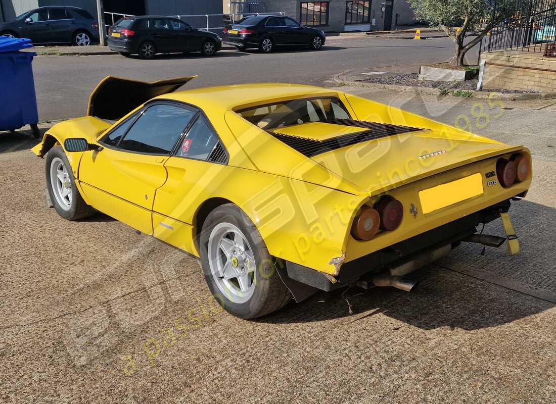 ferrari 328 (1985) avec 82149 miles, en préparation pour le démontage #3