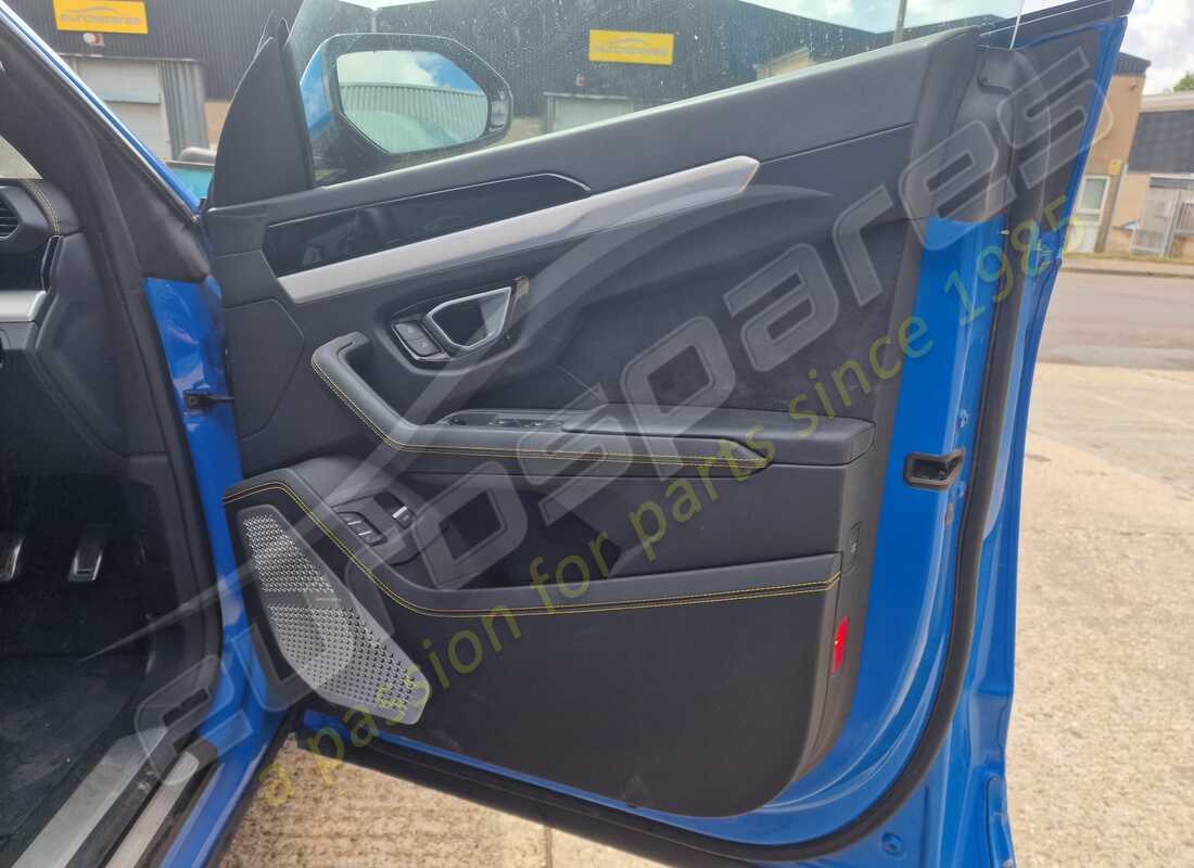 lamborghini urus (2020) avec 13,163 miles, en préparation pour le démontage #13