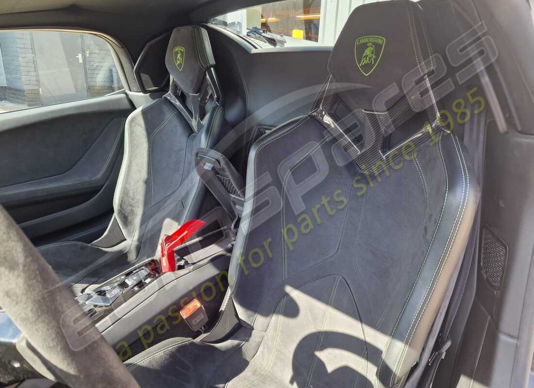 lamborghini 2017 (lp610-4 spyder) avec 21,701 kilomètres, en préparation pour le démantèlement #11