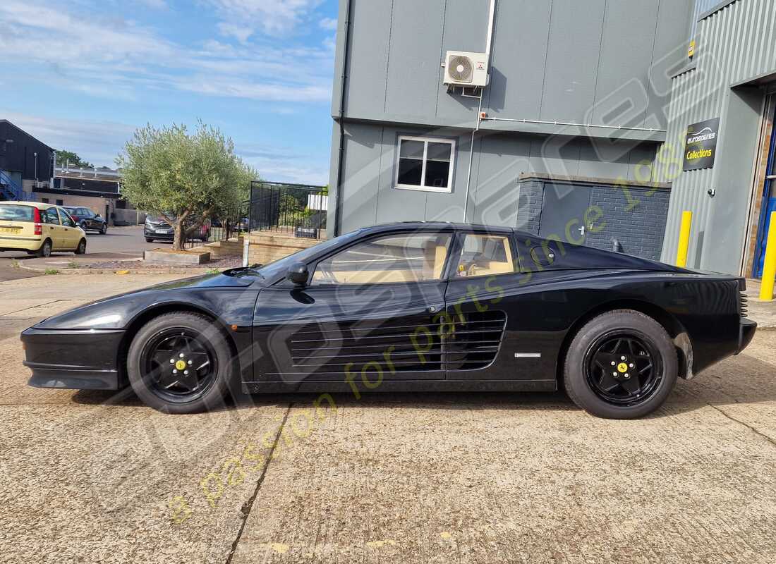 ferrari testarossa (1990) avec 35,976 miles, en préparation pour le démontage #2