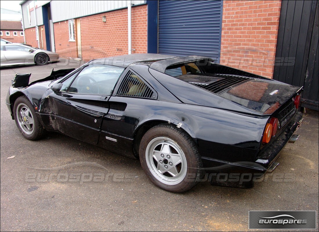 ferrari 328 (1988) avec 11,275 kilomètres, en préparation pour le démantèlement #2