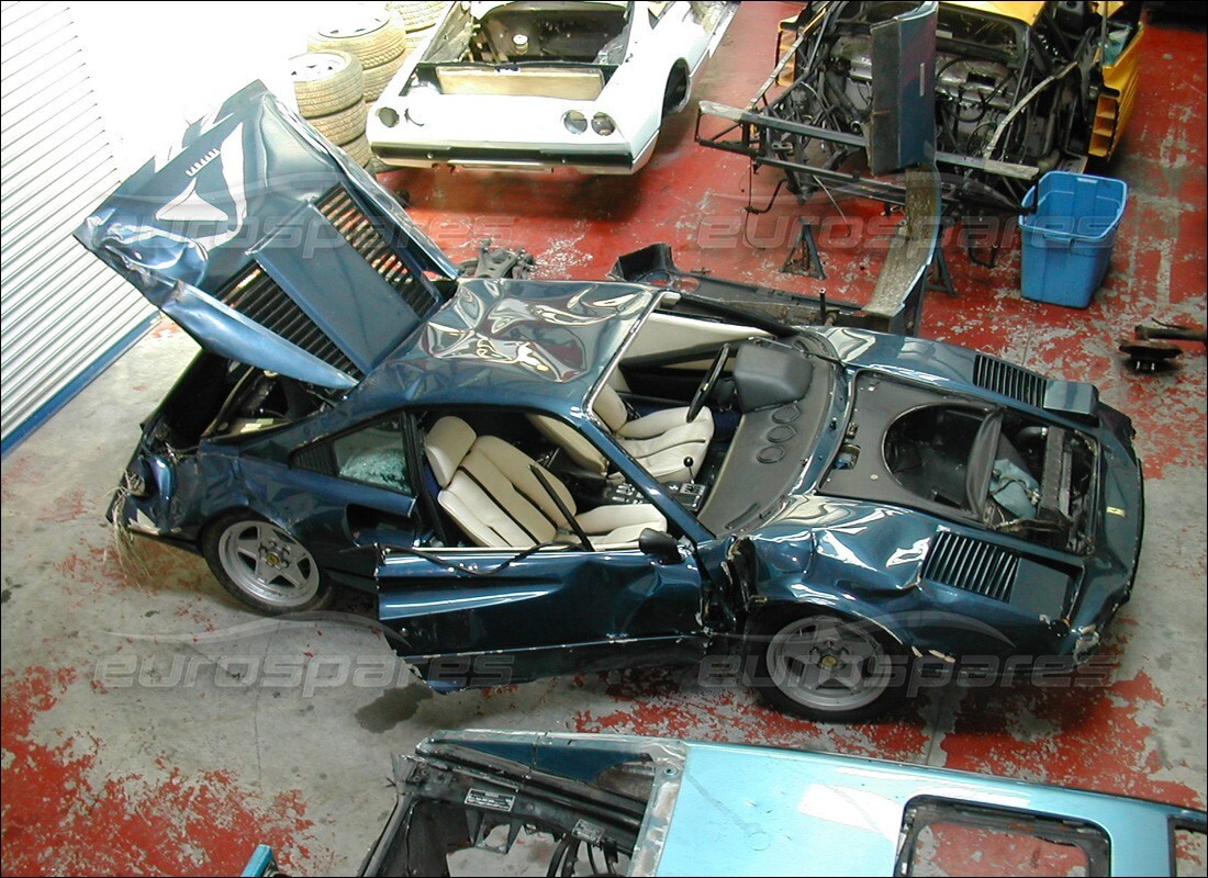 ferrari 308 gtb (1976) avec 98,554 kilomètres, en préparation pour le démantèlement #7
