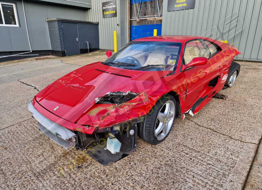 ferrari 355 (5.2 motronic) en préparation pour démantèlement à eurospares