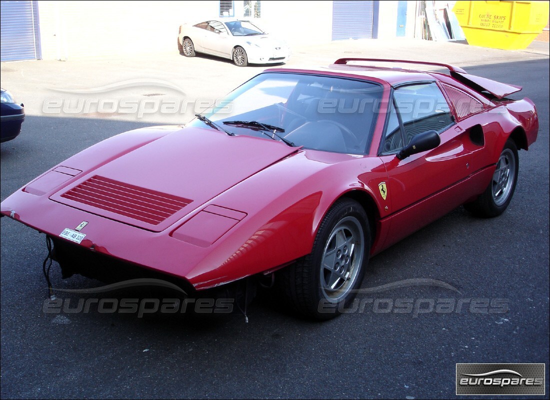 ferrari 328 (1988) en préparation pour démantèlement à eurospares