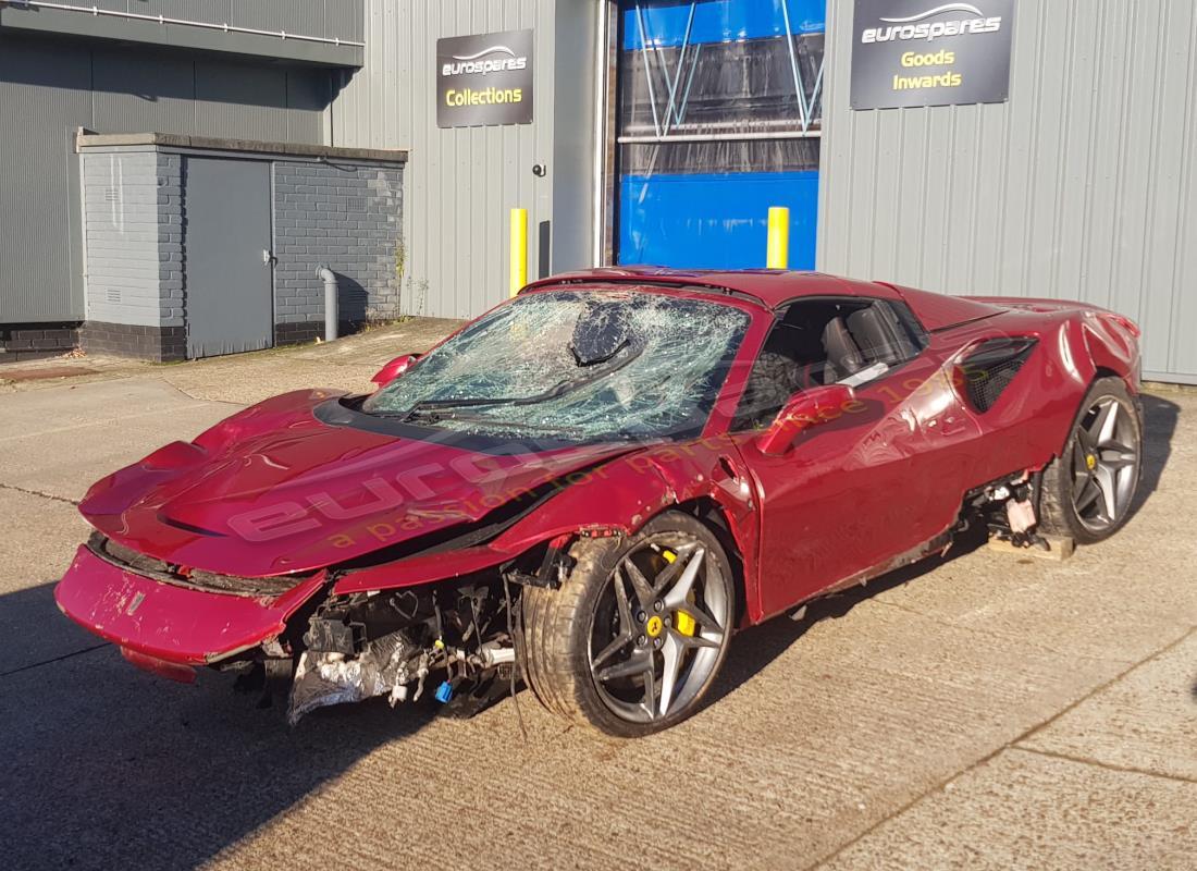 ferrari f8 spider en préparation pour démantèlement à eurospares