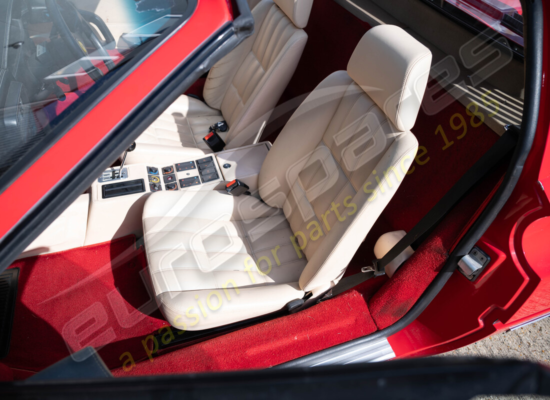 ferrari 328 (1988) en préparation pour le démantèlement #16