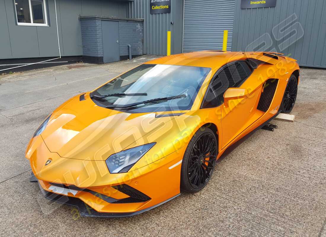 lamborghini lp740-4 s coupe (2018) en préparation pour démantèlement à eurospares