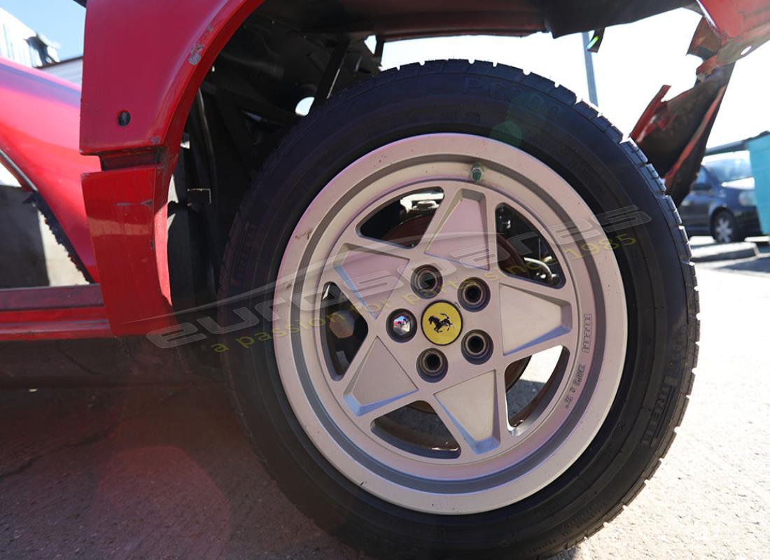 ferrari 328 (1988) avec n/a, en préparation pour le démontage #17
