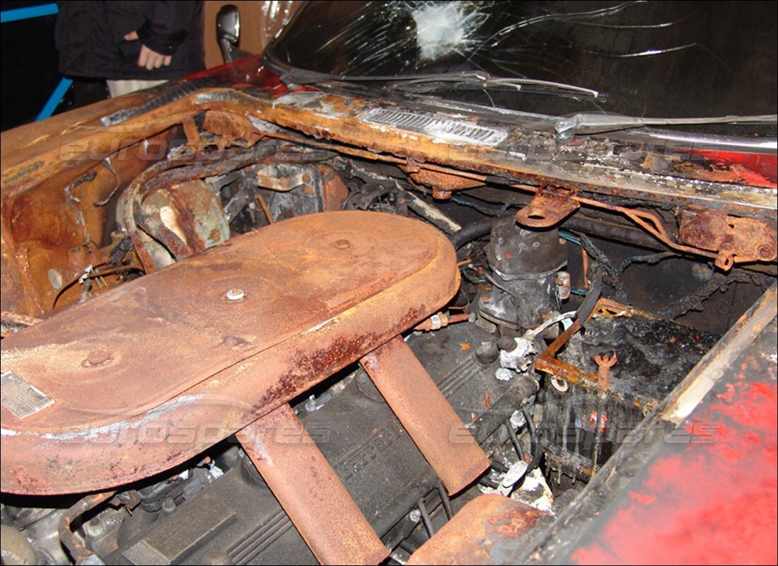 ferrari 365 gt 2+2 (mechanical) avec inconnu, en préparation pour le démontage #3