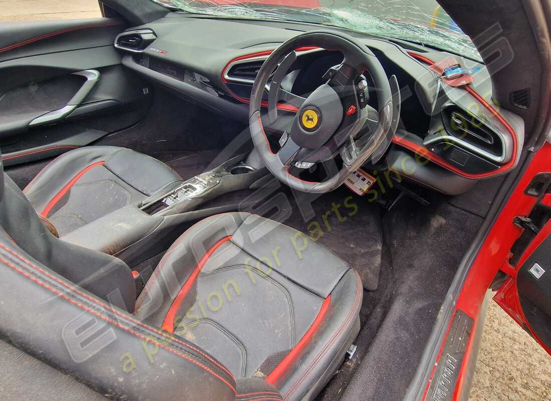 ferrari 296 gts avec 2525 miles, en préparation pour le démontage #9
