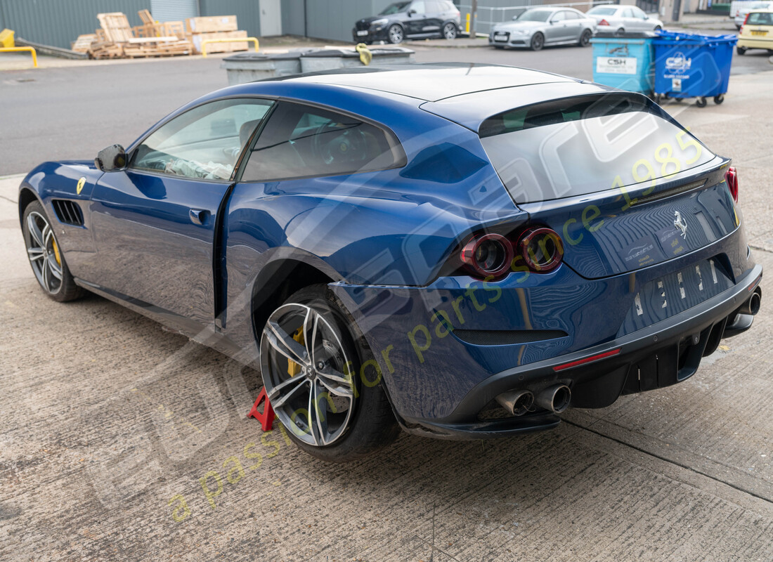 ferrari gtc4 lusso (rhd) avec tbc, en préparation pour le démontage #3