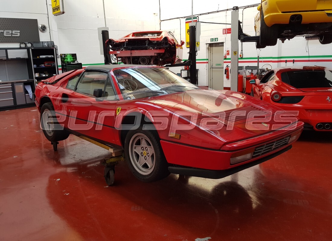 ferrari 328 (1988) avec 29,660 kilomètres, en préparation pour le démantèlement #6