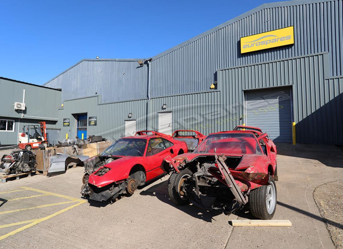 ferrari 328 (1988) avec n/a, en préparation pour le démontage #4