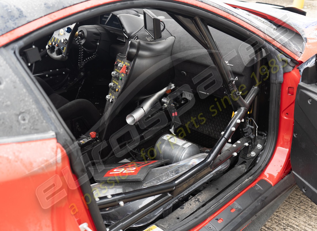 ferrari 488 challenge avec 3900km, en préparation pour le démontage #20