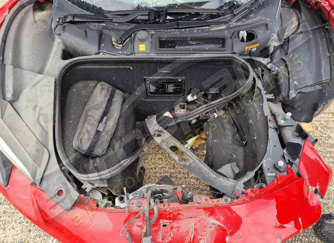 ferrari 296 gts avec 2525 miles, en préparation pour le démontage #19