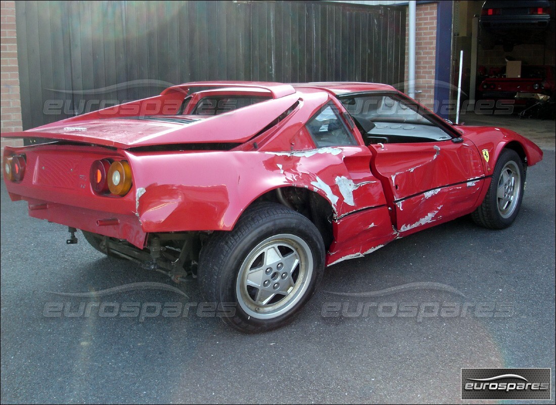 ferrari 328 (1988) avec 49,000 kilomètres, en préparation pour le démantèlement #3