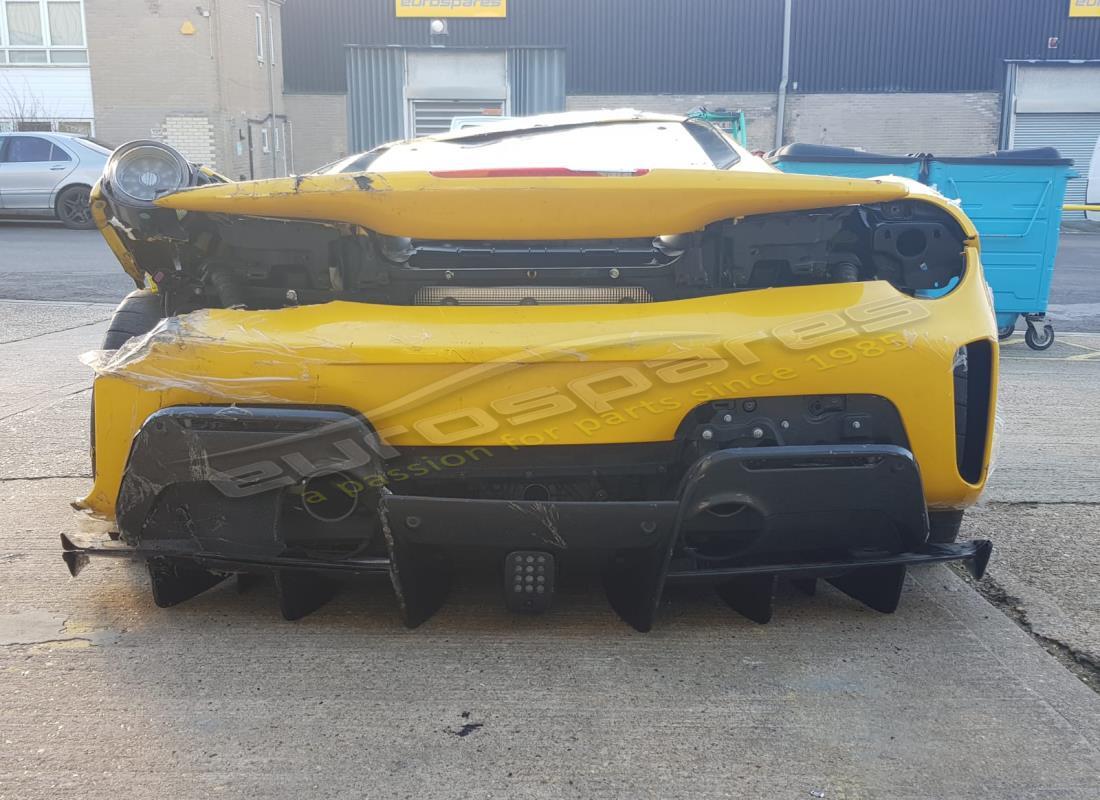 ferrari 488 pista avec 482 miles, en préparation pour le démontage #4