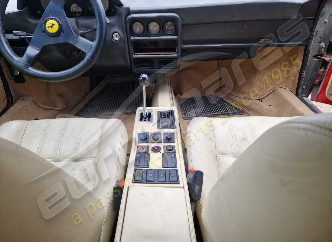 ferrari 328 (1985) avec 28,673 kilomètres, en préparation pour le démantèlement #11