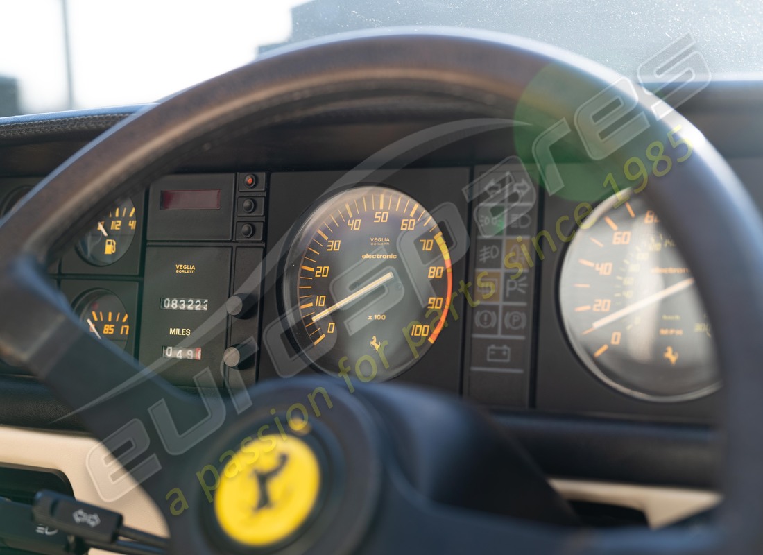 ferrari mondial 3.2 qv (1987) avec 83223, en préparation pour le démontage #13