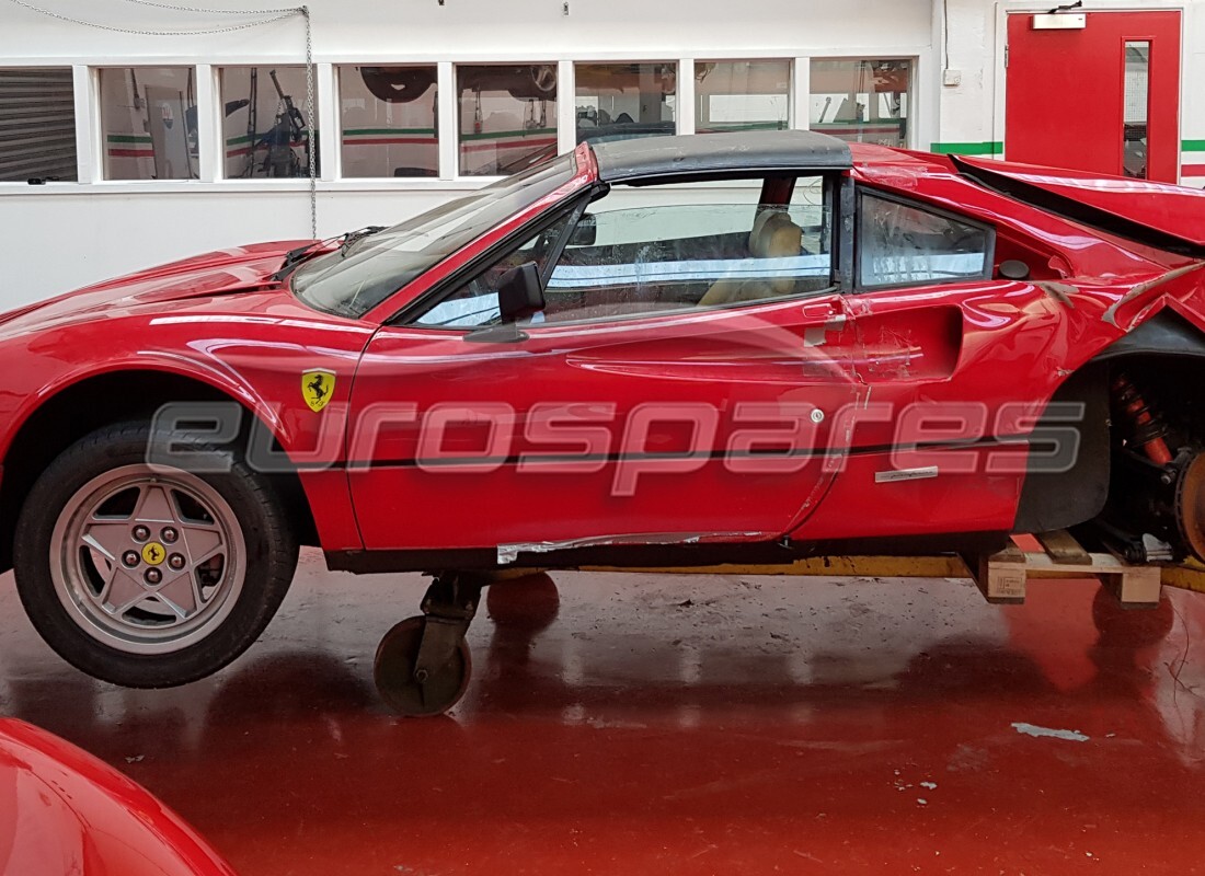 ferrari 328 (1988) avec 29,660 kilomètres, en préparation pour le démantèlement #2