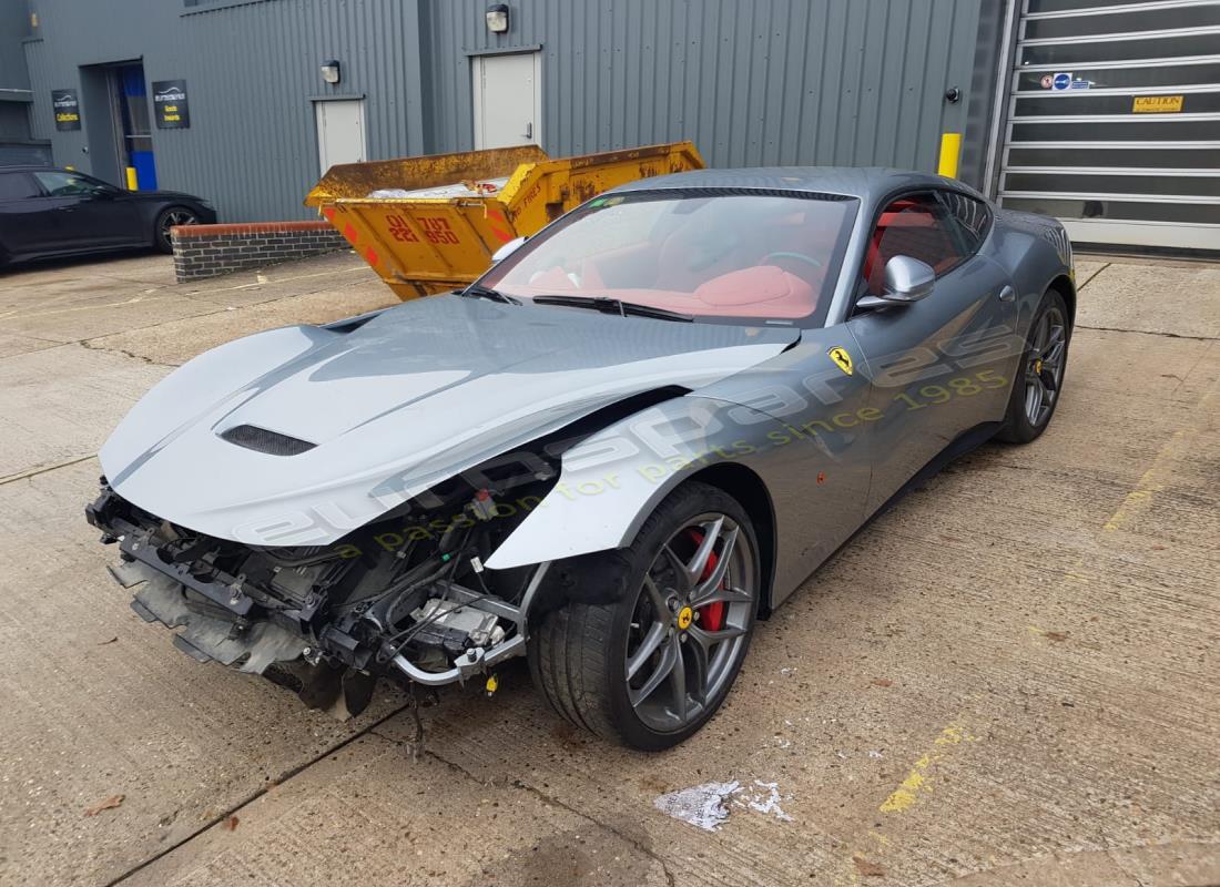ferrari f12 berlinetta (europe) en préparation pour démantèlement à eurospares
