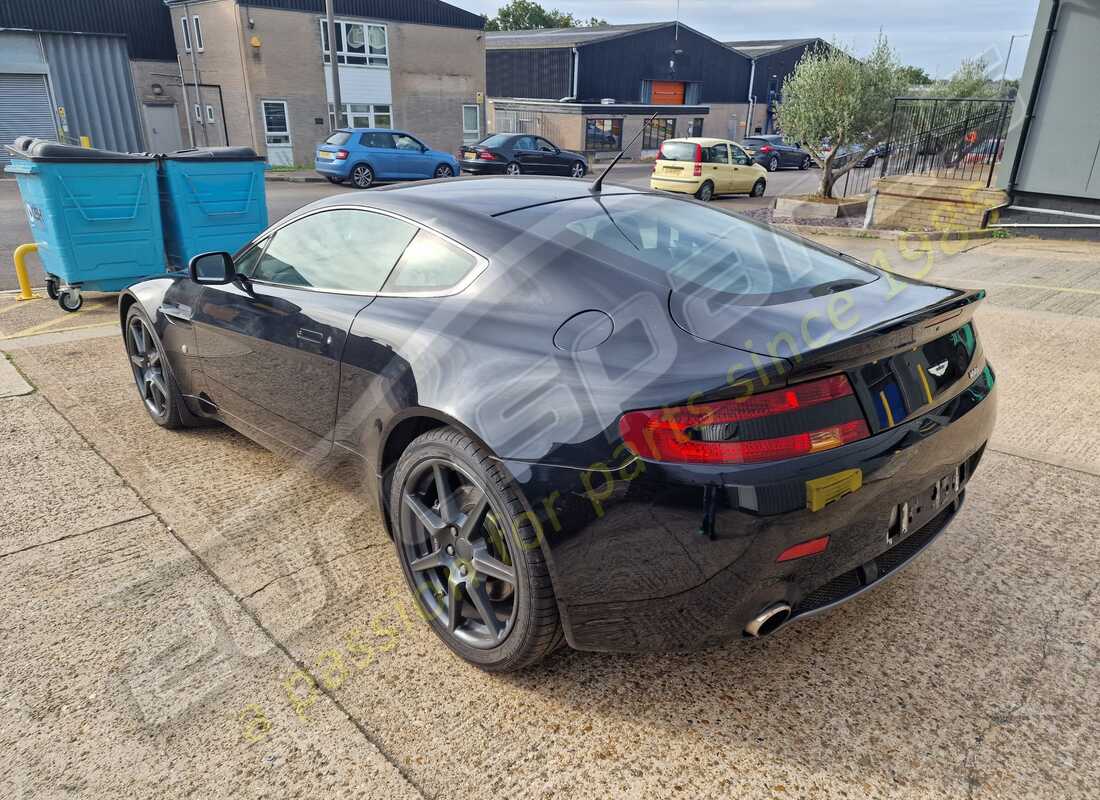 aston martin v8 vantage (2006) avec 84,619 miles, en préparation pour le démontage #3