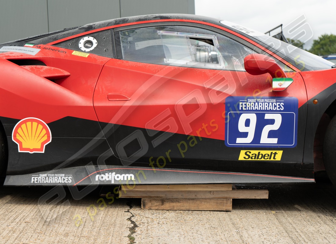 ferrari 488 challenge avec 3900km, en préparation pour le démontage #10