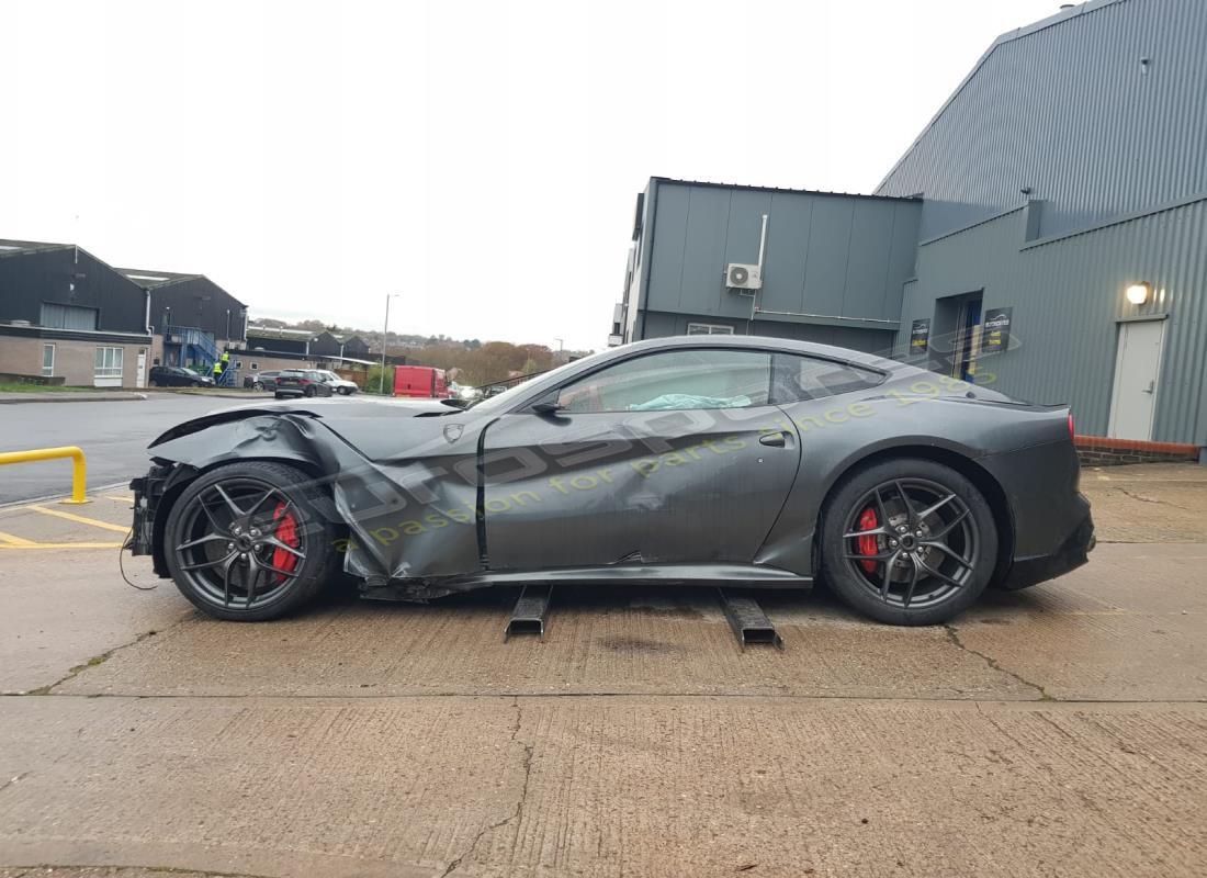 ferrari f12 berlinetta (europe) avec 6,608 kilomètres, en préparation pour le démantèlement #2