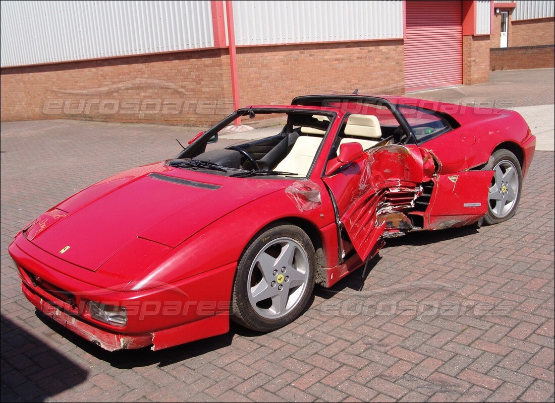 ferrari 348 (1993) tb / ts en préparation pour démantèlement à eurospares