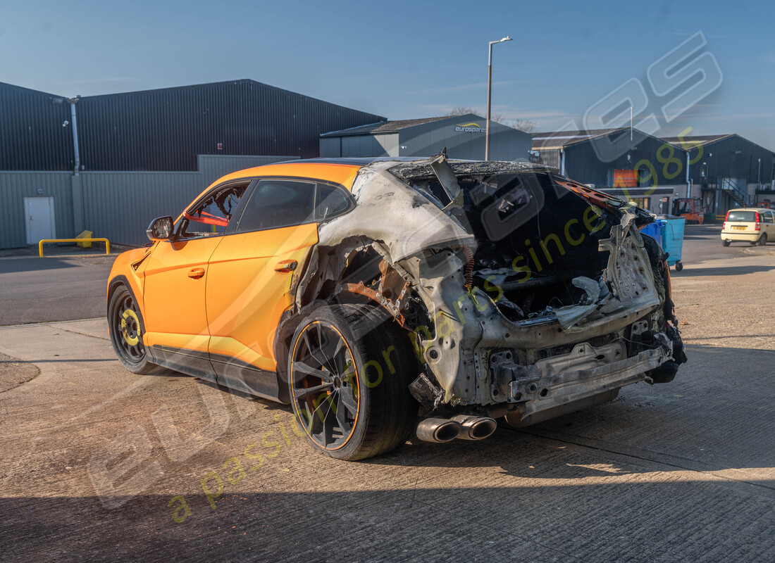 lamborghini urus (2021) avec environ 30k miles, en préparation pour le démontage #3
