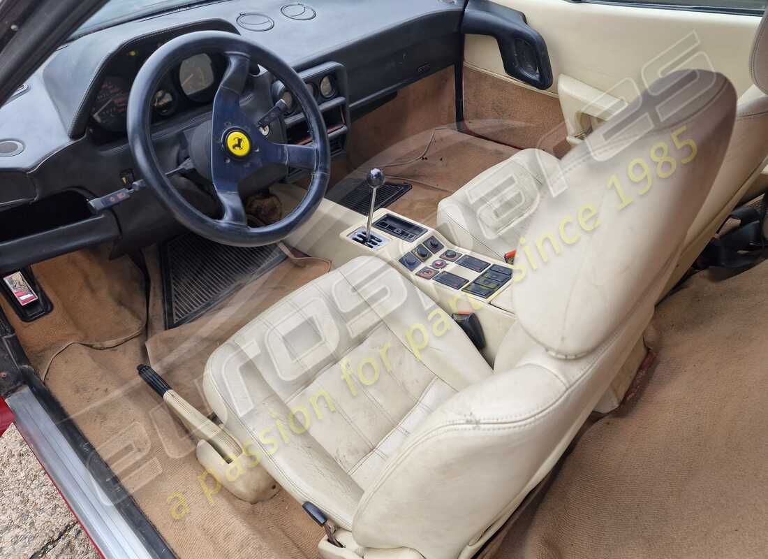 ferrari 328 (1985) avec 28,673 kilomètres, en préparation pour le démantèlement #9