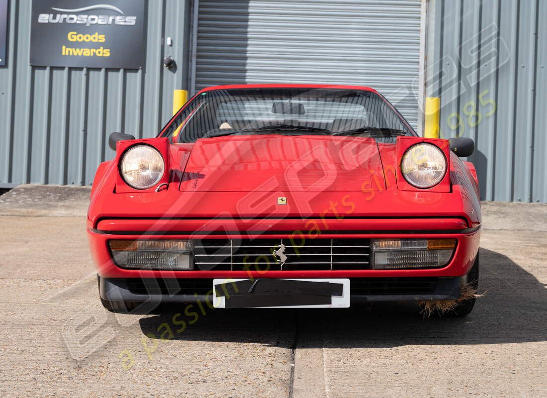 ferrari 328 (1988) en préparation pour le démantèlement #8