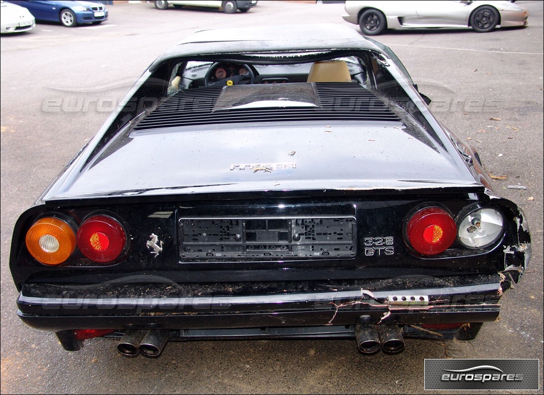 ferrari 328 (1988) avec 11,275 kilomètres, en préparation pour le démantèlement #3