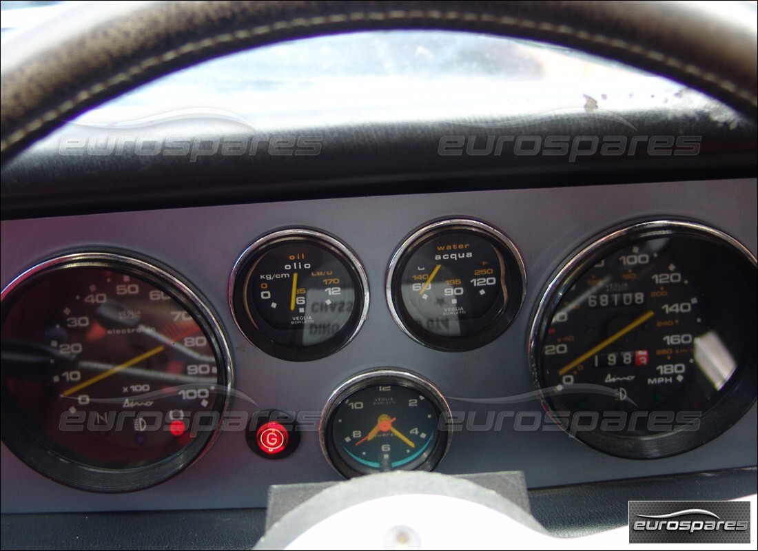 ferrari 308 gt4 dino (1976) avec 68,108 miles, en préparation pour le démontage #10
