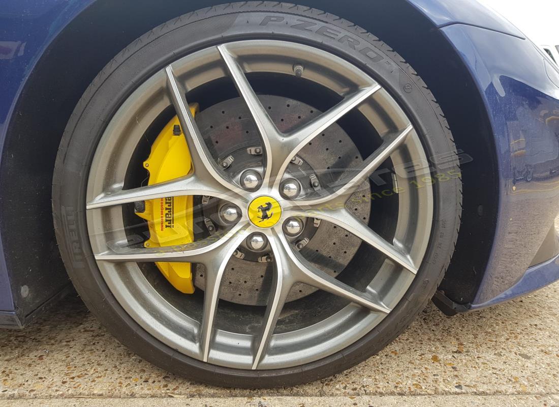 ferrari f12 berlinetta (rhd) avec 12,000 miles, en préparation pour le démontage #18
