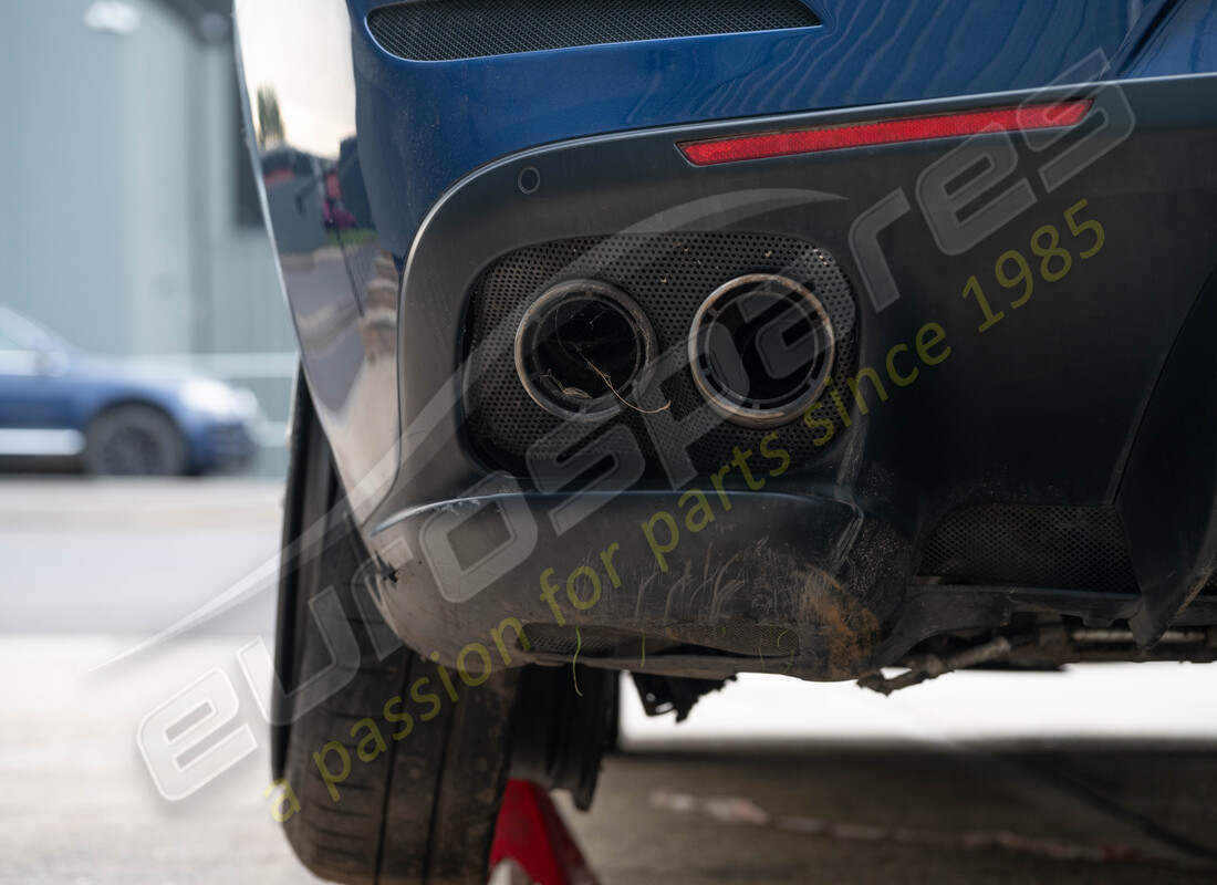 ferrari gtc4 lusso (rhd) avec tbc, en préparation pour le démontage #28