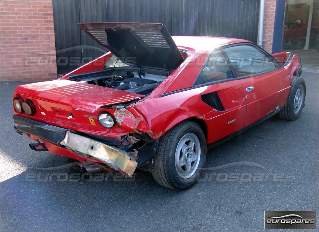 ferrari mondial 8 (1981) avec 19,120 kilomètres, en préparation pour le démantèlement #5