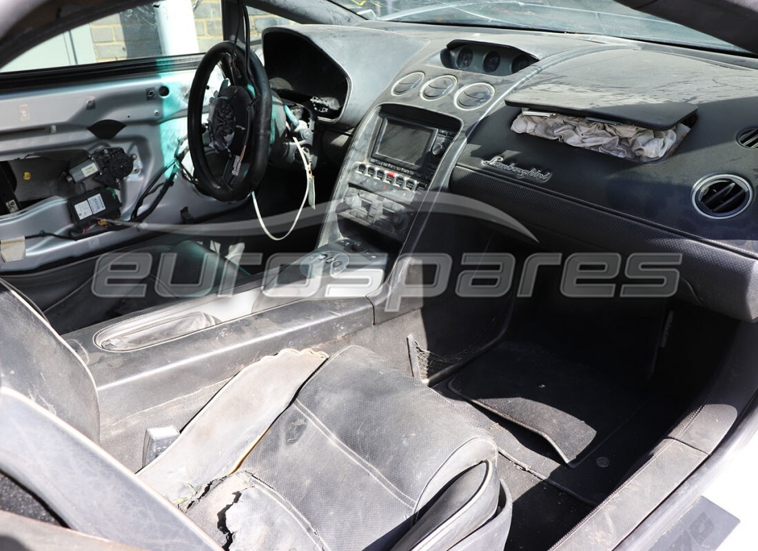lamborghini gallardo spyder (2006) avec 20,000 kilomètres, en préparation pour le démantèlement #10
