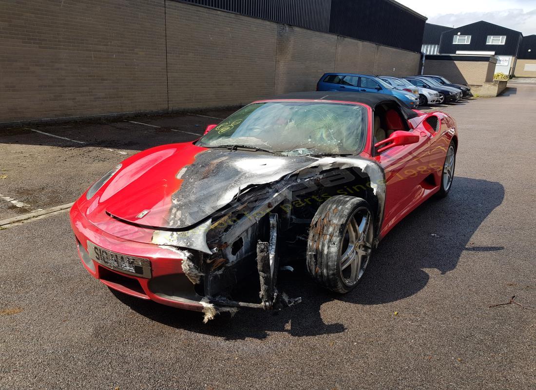 ferrari f430 spider (rhd) avec inconnu, en préparation pour le démontage #1