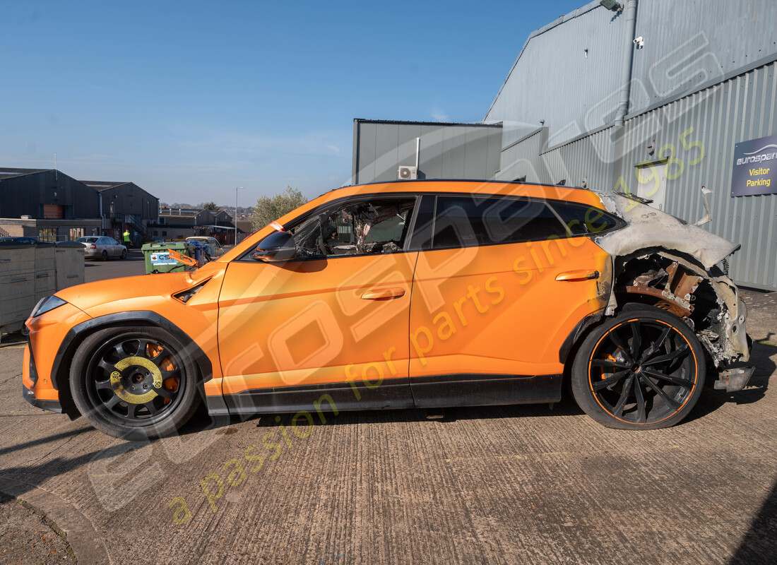 lamborghini urus (2021) avec environ 30k miles, en préparation pour le démontage #2