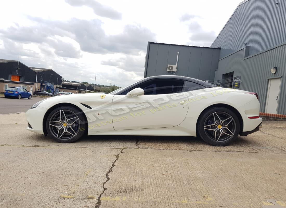 ferrari california t (europe) avec inconnu, en préparation pour le démontage #2